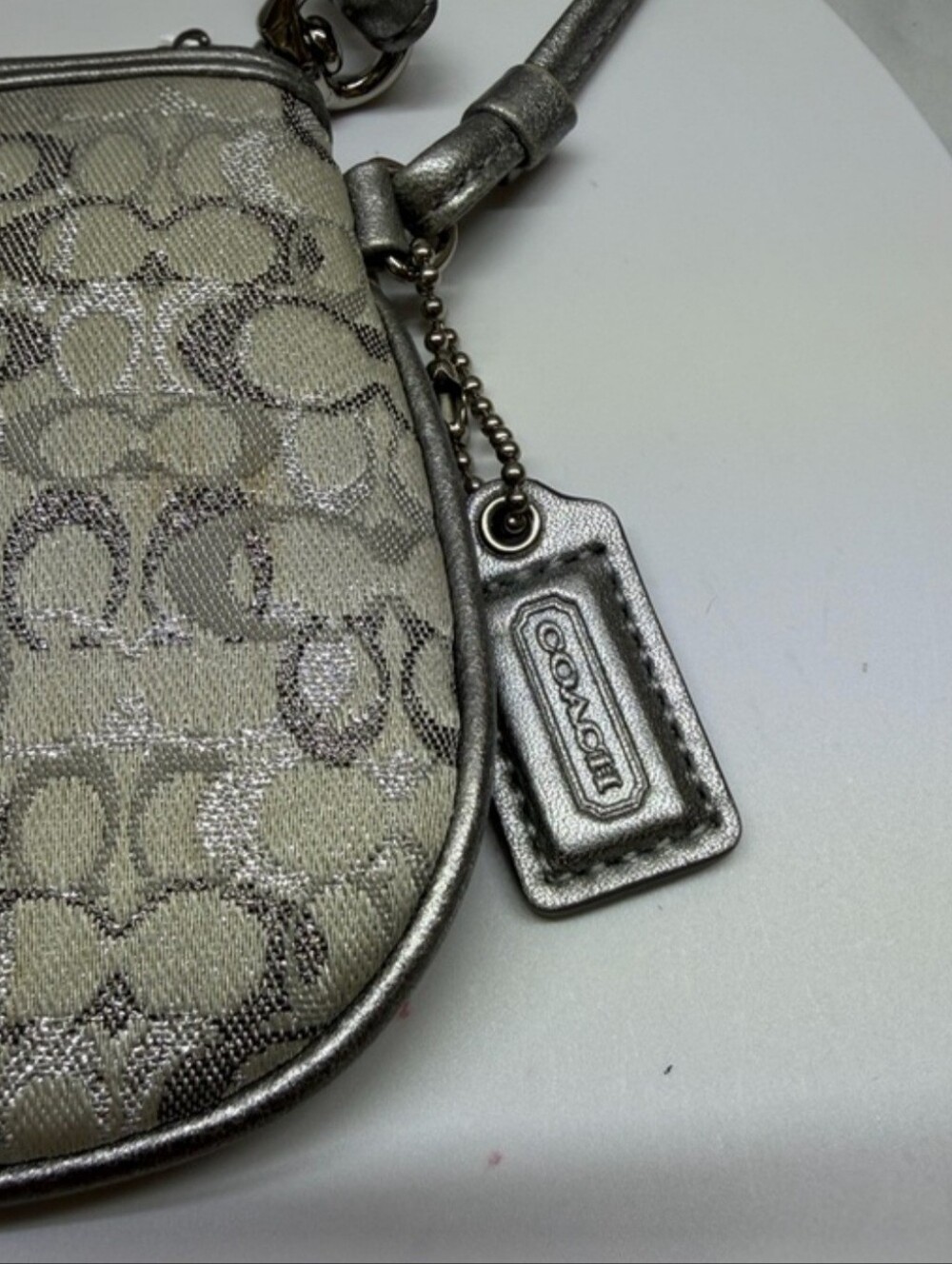 Coach Metallic Silver Signature Wristlet - Picture 3 of 8